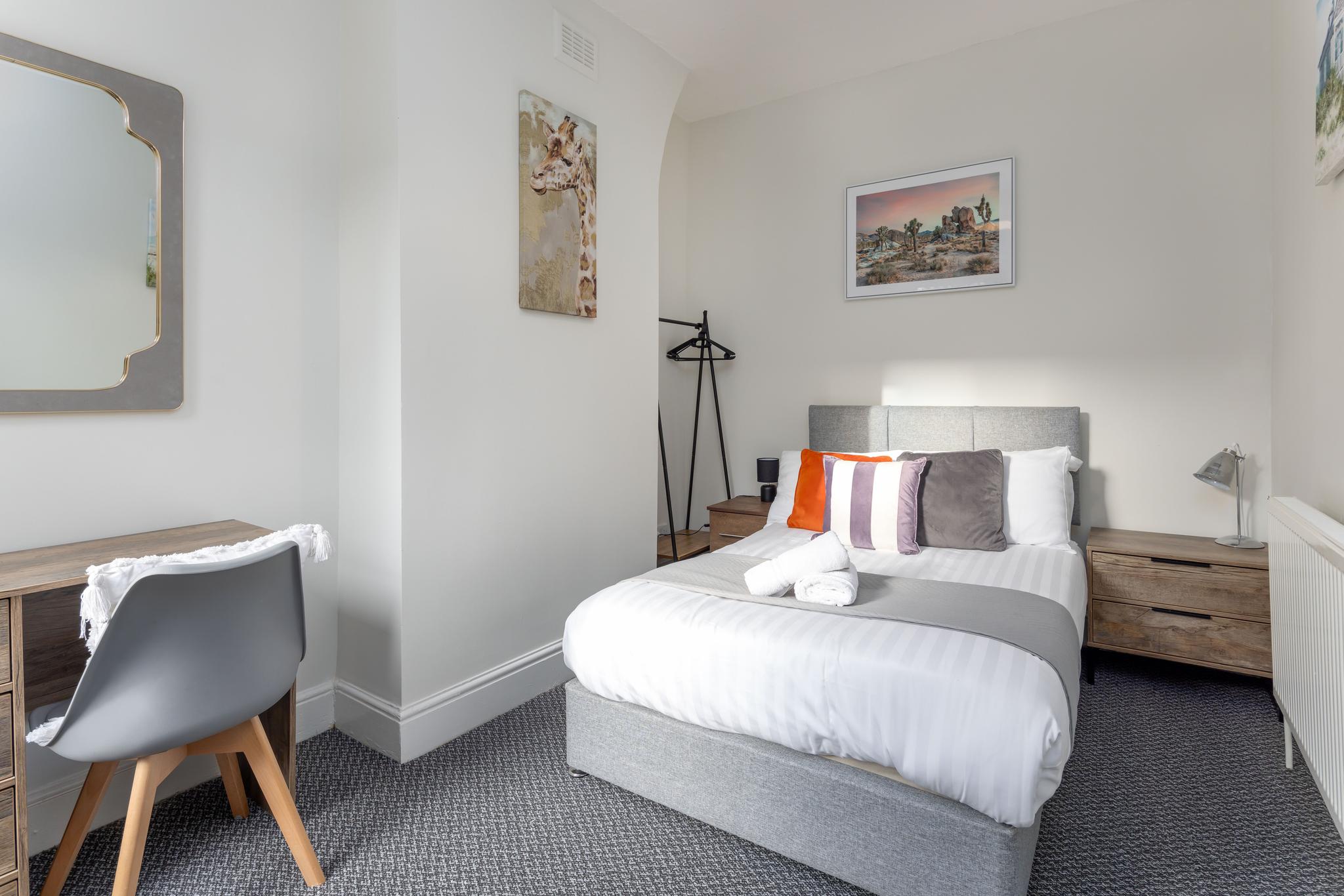 Newcombe House - Kensington2