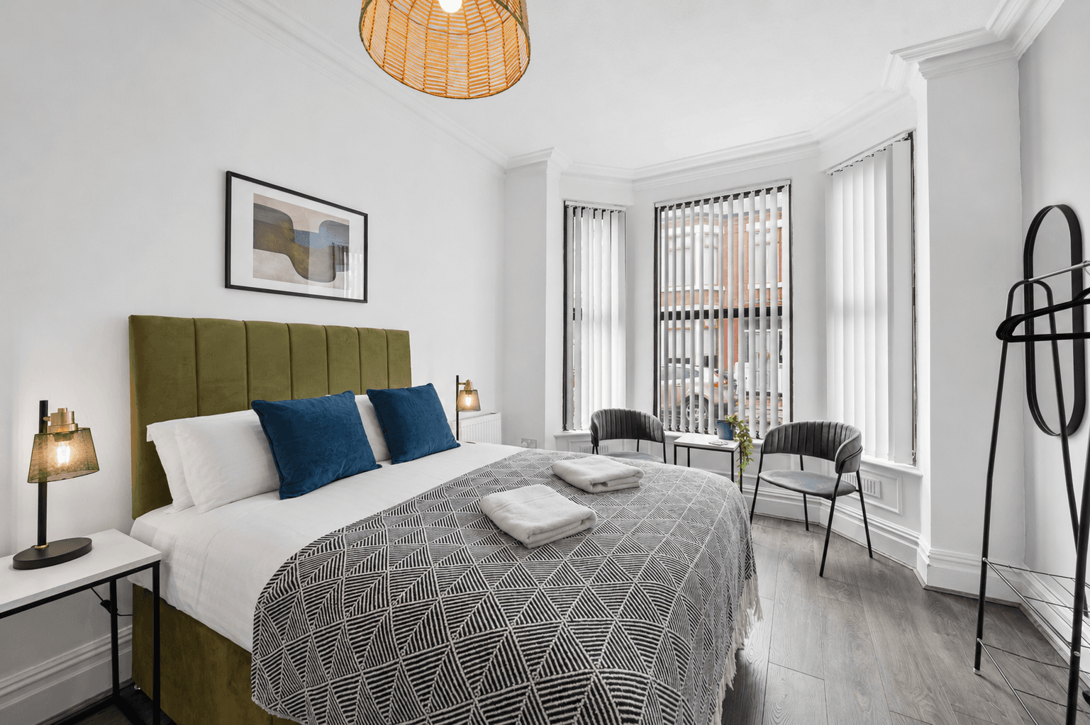 Rockland Retreat | Sleeps 8 | Crosby Beach & Liverpool